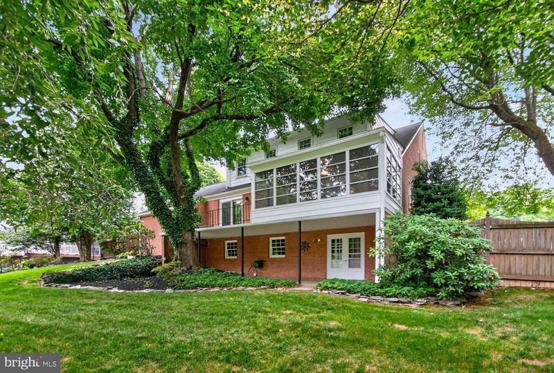 17604 Stoneridge Ct, North Potomac, MD 20878