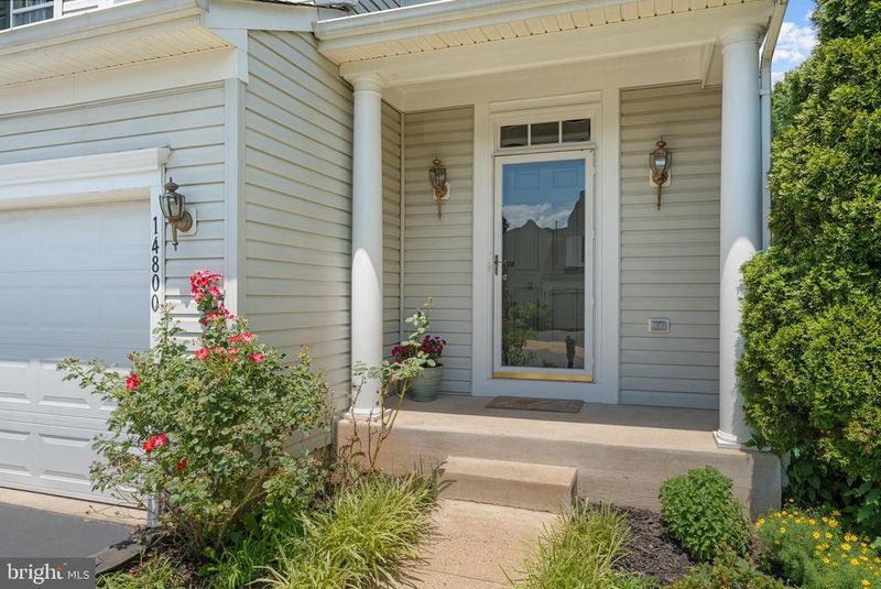 14800 Links Pond Cir, Gainesville, VA 20155