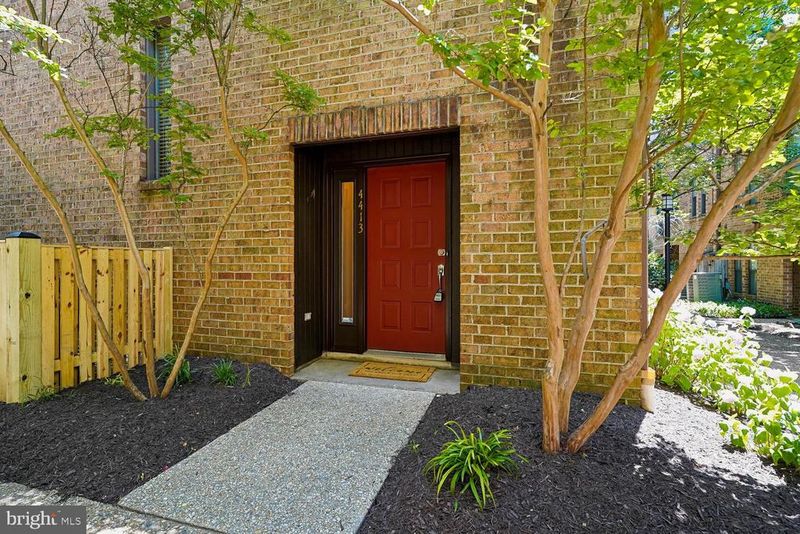 4413 7th St N, Arlington, VA 22203