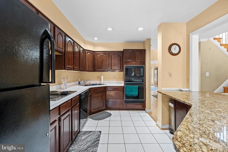 2025 Magarity Ct, Falls Church, VA 22043