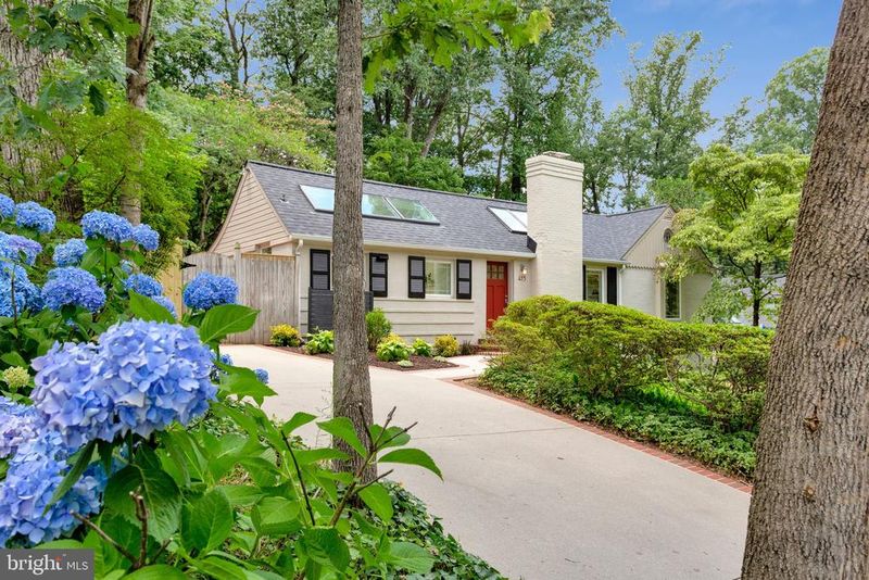 415 Poplar Dr, Falls Church, VA 22046