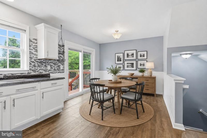 43756 Tolamac Dr, Ashburn, VA 20147