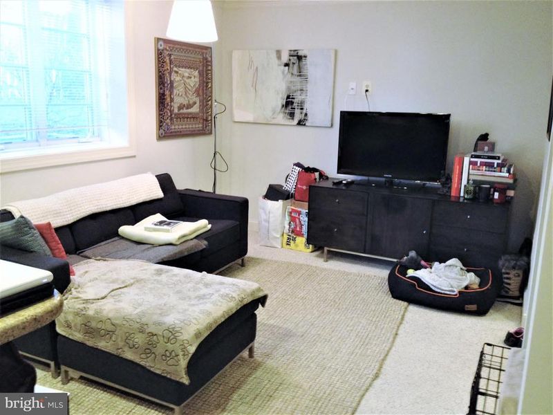 1219 Oronoco St #103, Alexandria, VA 22314