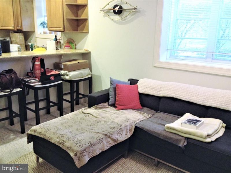1219 Oronoco St #103, Alexandria, VA 22314