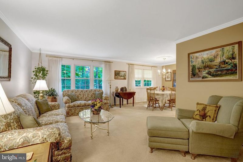 8422 Georgian Way, Annandale, VA 22003
