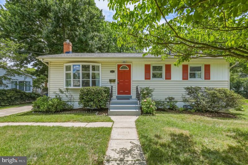 801 Lincoln St, Rockville, MD 20850