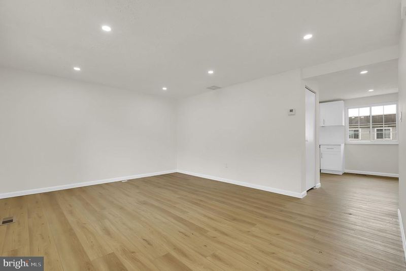 1410 Elm Grove Cir, Silver Spring, MD 20905