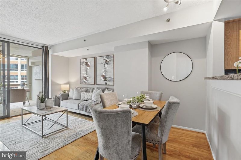 1001 N Vermont St #804, Arlington, VA 22201