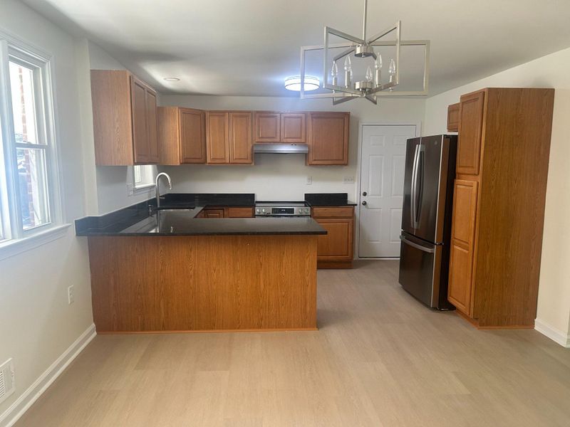 4514 Simmons Ln, Temple Hills, MD 20748