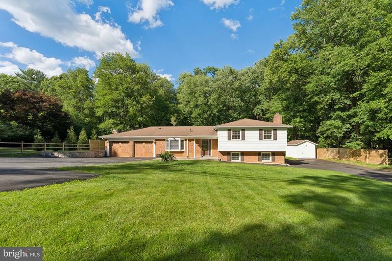 3219 Fox Mill Rd, Oakton, VA 22124