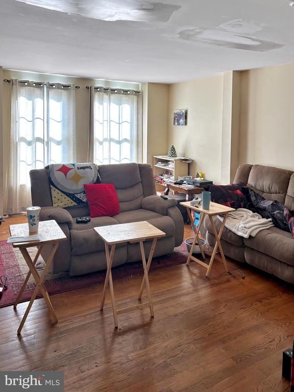 102 Edinburgh Ct, Walkersville, MD 21793
