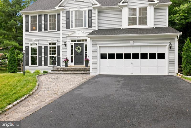 20524 Brandy Station Ct, Sterling, VA 20165