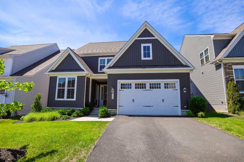 625 Lipizzan Dr SW, Leesburg, VA 20175
