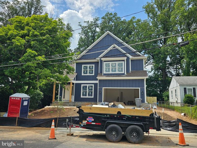 1018 Spruce St, Falls Church, VA 22046