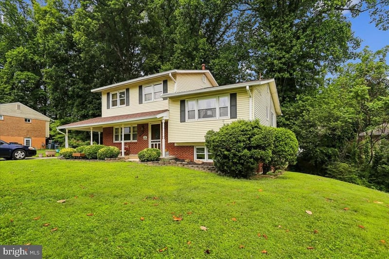 12622 Eastbourne Dr, Silver Spring, MD 20904