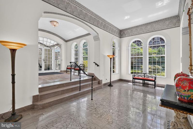 4000 Cathedral Ave NW #842B, Washington, DC 20016