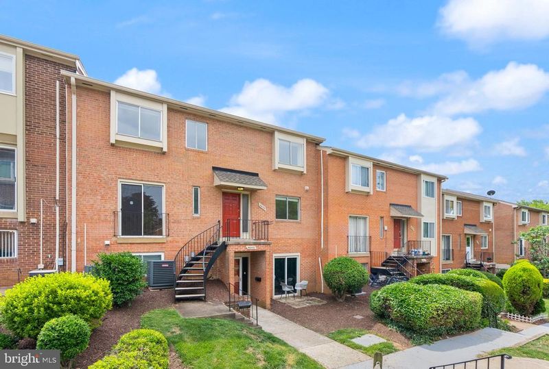 4636 Conwell Dr #192, Annandale, VA 22003