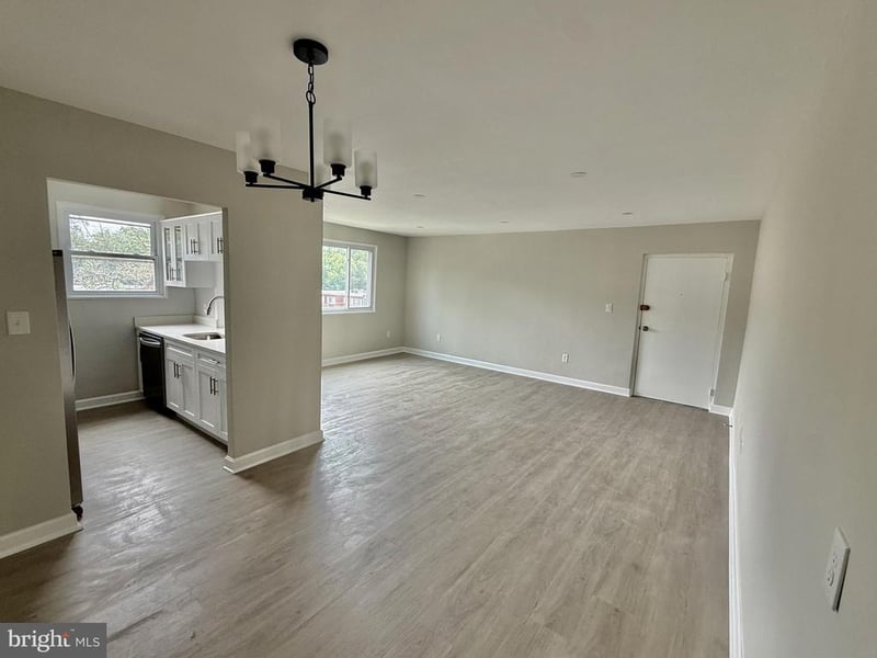 3825 Hamilton St #C-304, Hyattsville, MD 20781
