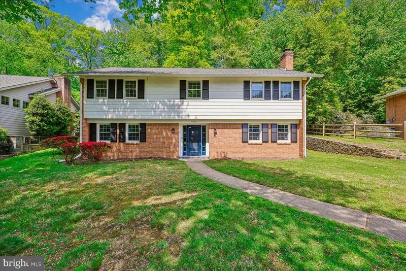 11506 Stonewood Ln, North Bethesda, MD 20852