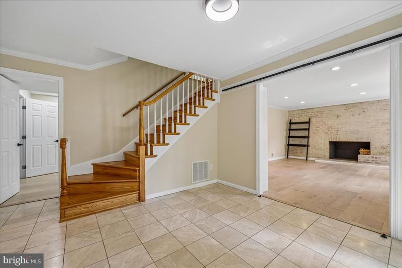 11506 Stonewood Ln, North Bethesda, MD 20852