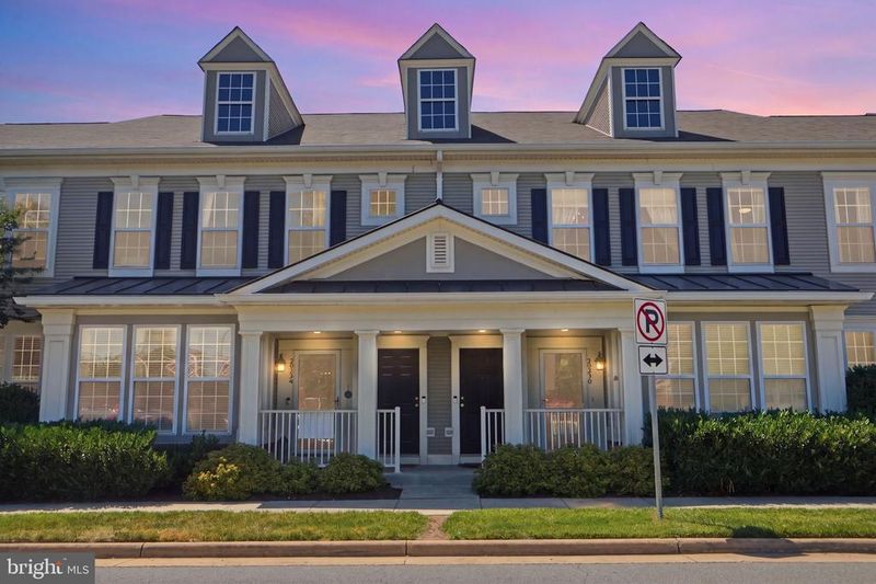 20228 Nightwatch St, Ashburn, VA 20147