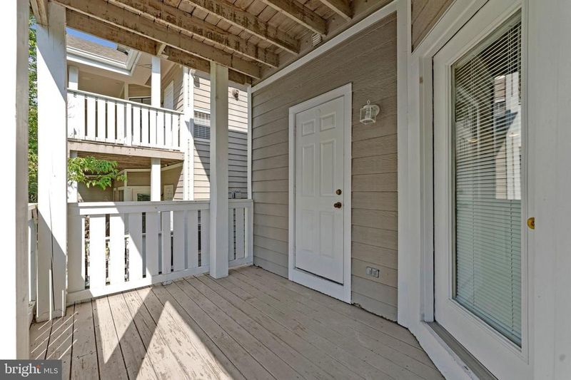 14313 Climbing Rose Way #205, Centreville, VA 20121