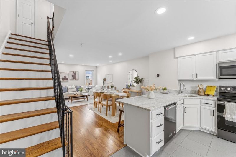 832 N Frederick St, Arlington, VA 22205