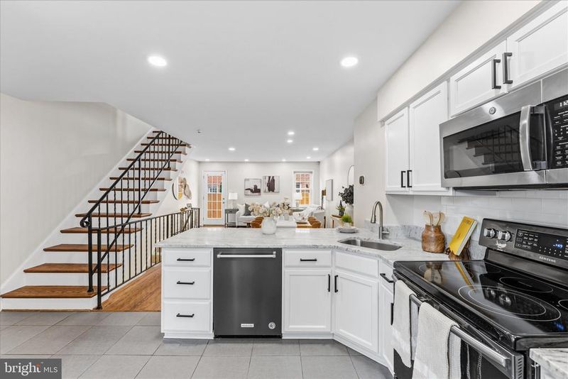 832 N Frederick St, Arlington, VA 22205