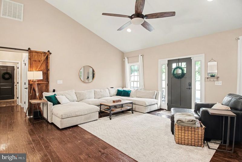 229 Colebrook Rd, Fredericksburg, VA 22405