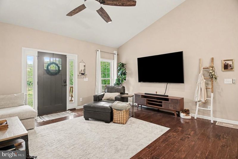 229 Colebrook Rd, Fredericksburg, VA 22405