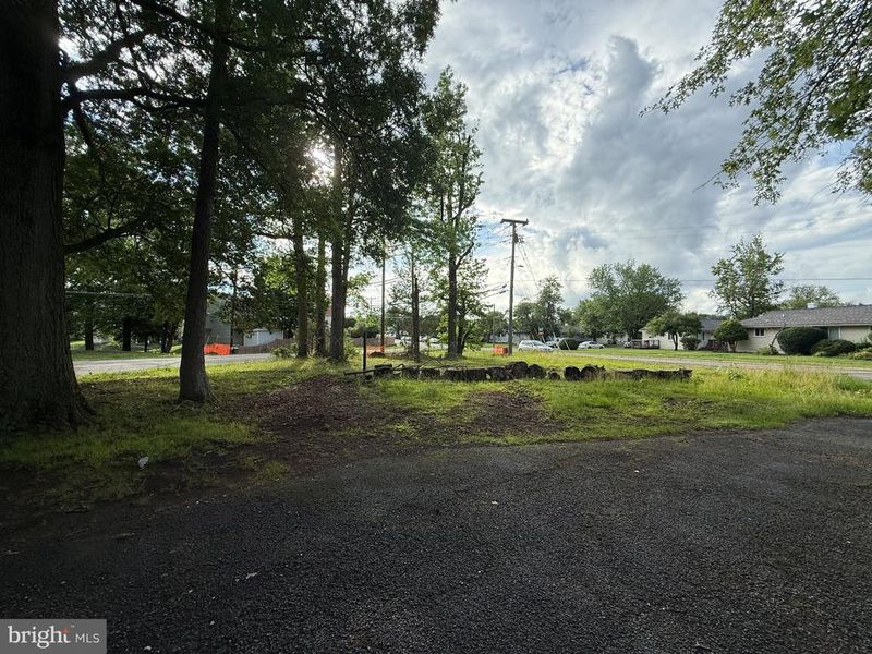 18299 Cabin, Triangle, VA 22172