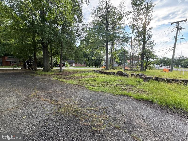 18299 Cabin, Triangle, VA 22172