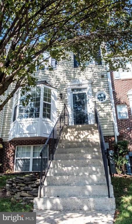 2484 Revere Ct #27B, Crofton, MD 21114