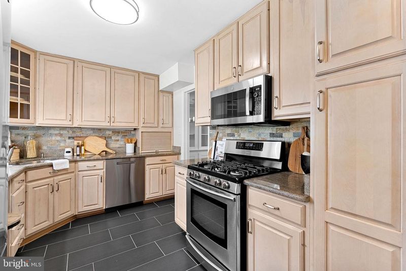 5422 Bromyard Ct, Burke, VA 22015