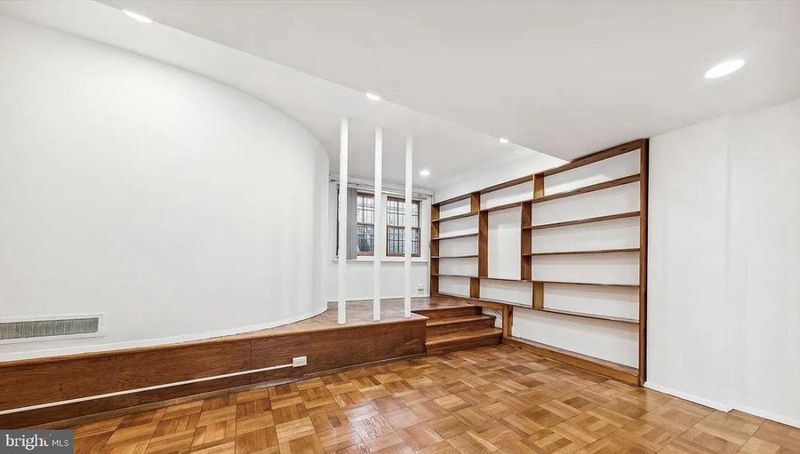 4102 Arkansas Ave NW, Washington, DC 20011