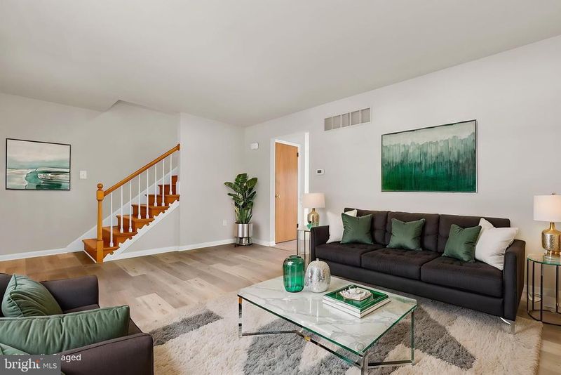 104 Catoctin Ave, Thurmont, MD 21788
