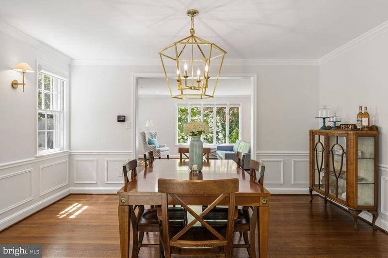 4555 W St NW, Washington, DC 20007