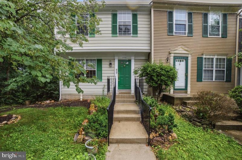 8960 Waldren Way, Lorton, VA 22079
