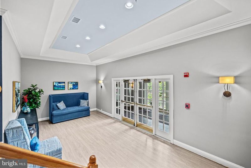 5112 Donovan Dr #107, Alexandria, VA 22304