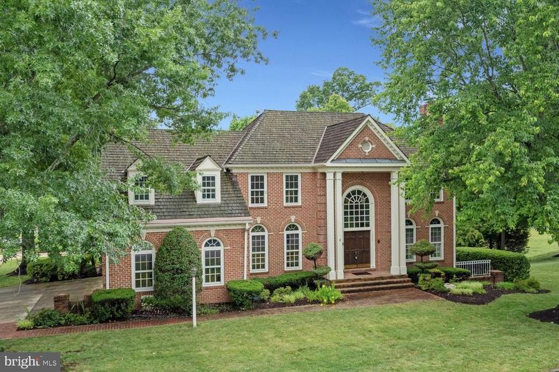 9400 Ludgate Dr, Alexandria, VA 22309