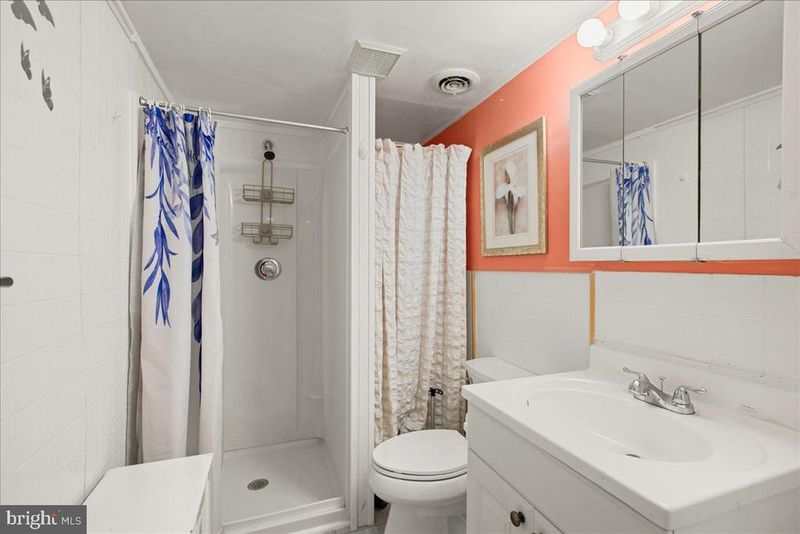 3289 Weymouth Ct, Woodbridge, VA 22192
