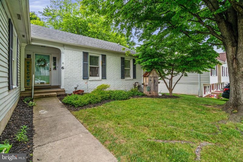 6 Colliery Dr, Thurmont, MD 21788