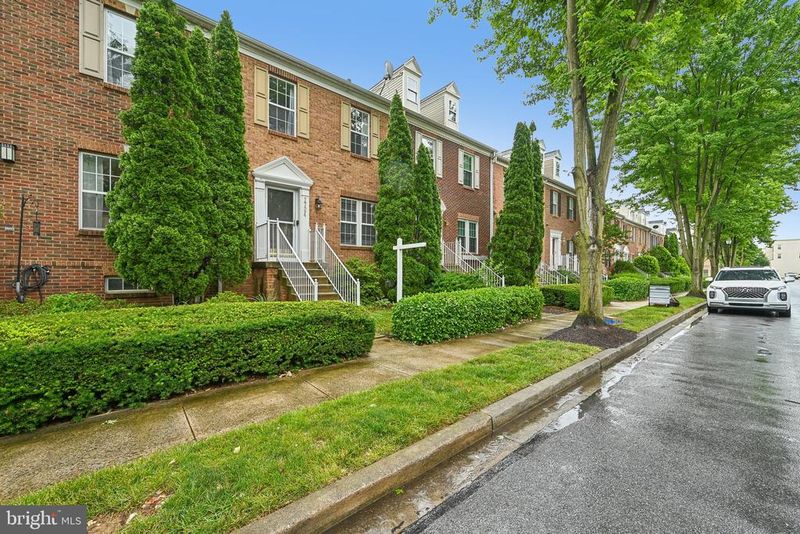 1724 Emory St, Frederick, MD 21701