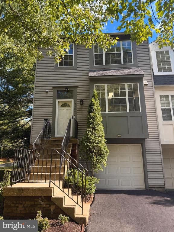 13880 Grey Colt, North Potomac, MD 20878