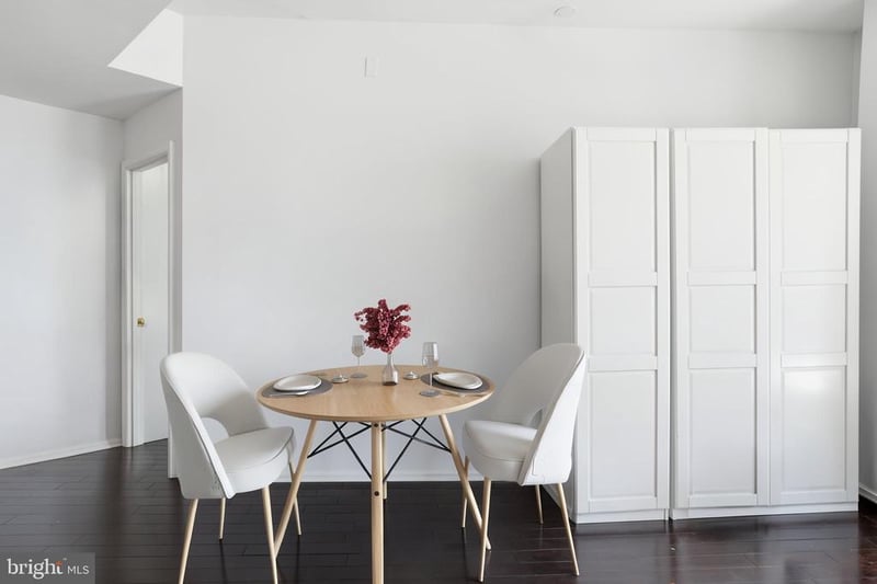 1415 Chapin St NW #204, Washington, DC 20009