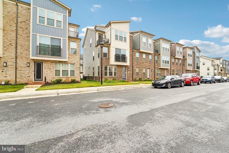 1719 Mill Branch Dr, Laurel, MD 20708
