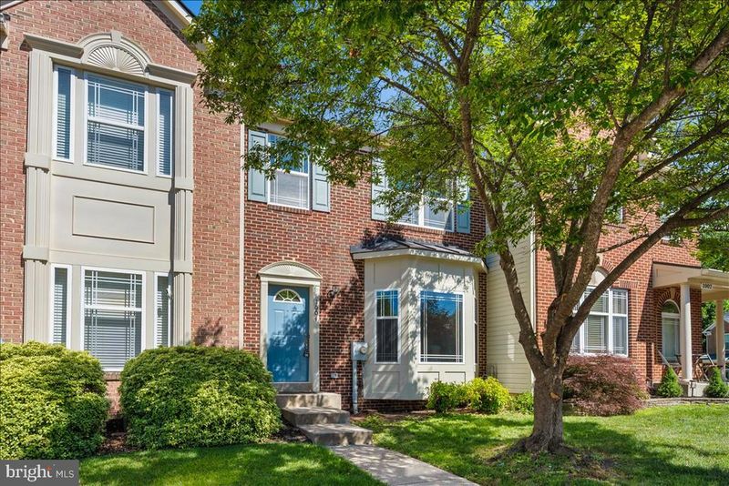1004 Collindale Ave, Mount Airy, MD 21771
