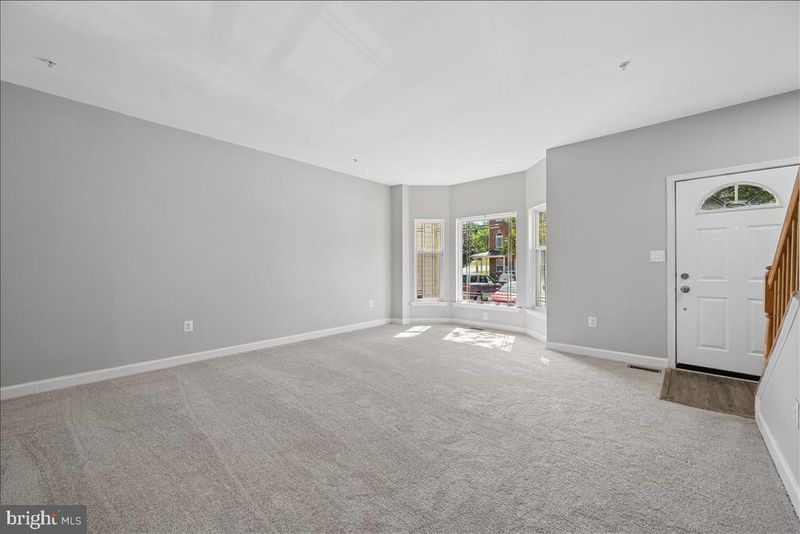 1004 Collindale Ave, Mount Airy, MD 21771