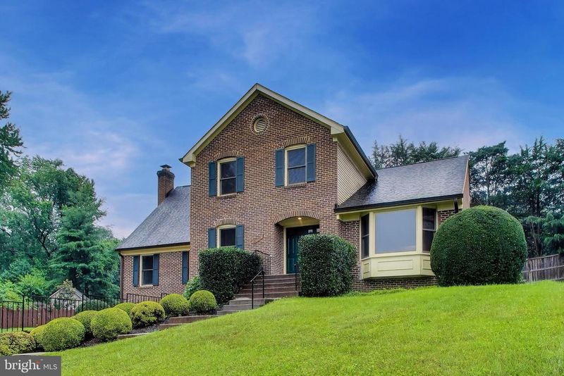 1018 Salt Meadow Ln, Mclean, VA 22101