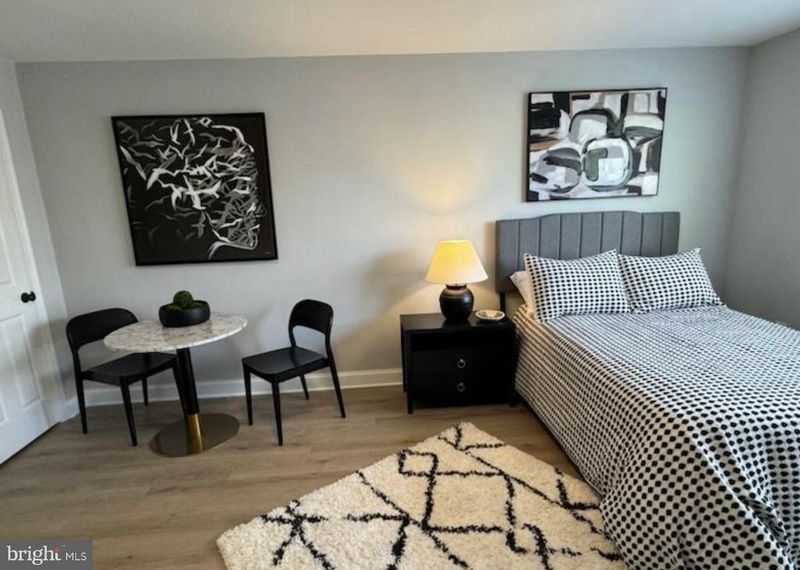 1010 P St NW #B, Washington, DC 20001